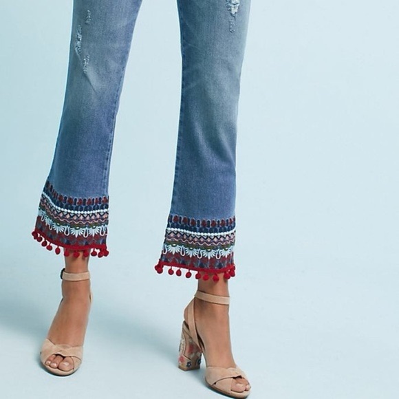 NWT Anthropologie Pilcro Mid Rise Bootcut Embroidered Pom Pom Jeans - Picture 2 of 11